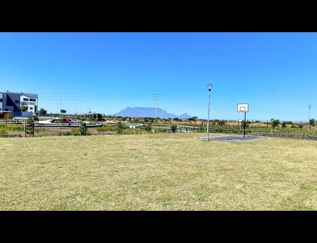 4 BEDROOM HOUSE FOR SALE IN SANDOWN